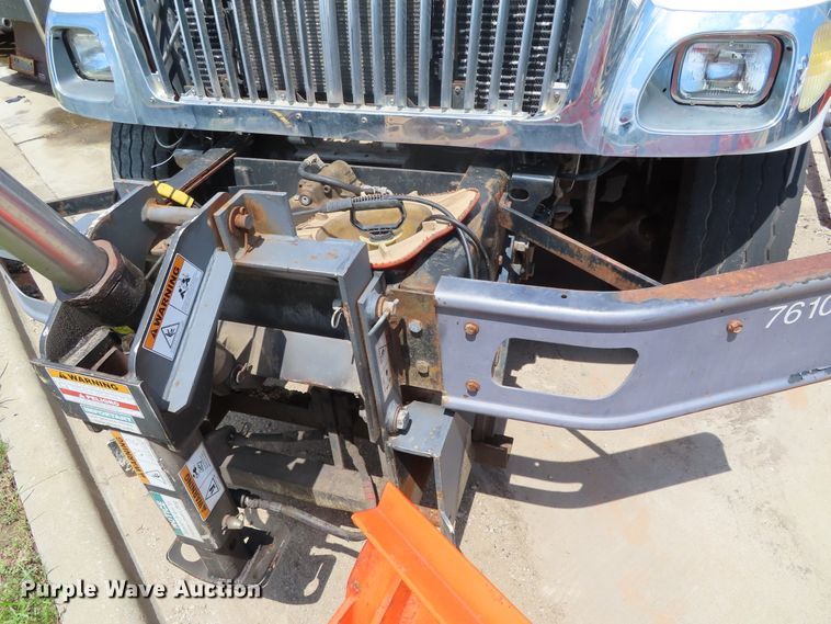 image for item DH0263 2007 International 7400 dump truck