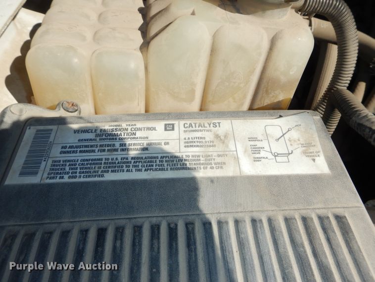 image for item DH2693 2004 Chevrolet Silverado 1500 pickup truck