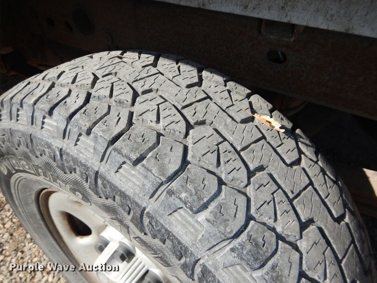 image for item DH2693 2004 Chevrolet Silverado 1500 pickup truck