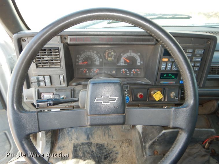 image for item DH2699 1996 Chevrolet Kodiak C6500 dump truck