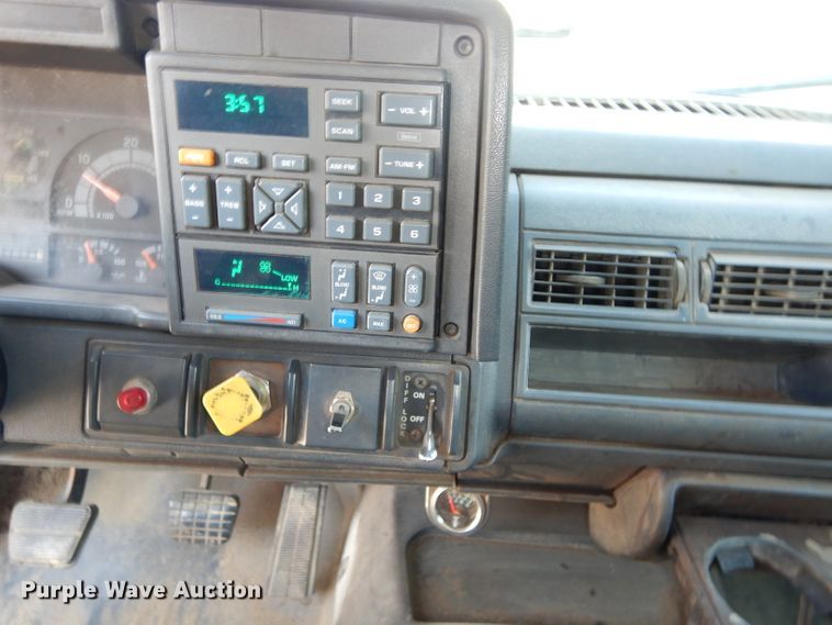 image for item DH2699 1996 Chevrolet Kodiak C6500 dump truck