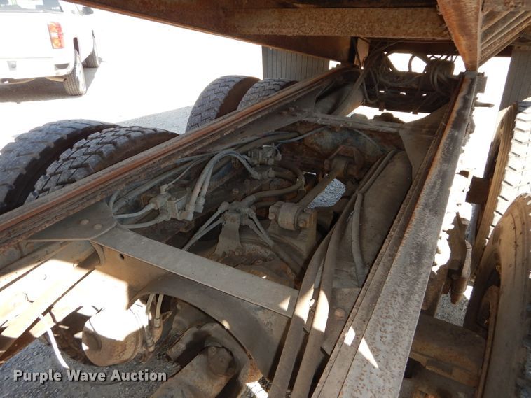 image for item DH2699 1996 Chevrolet Kodiak C6500 dump truck