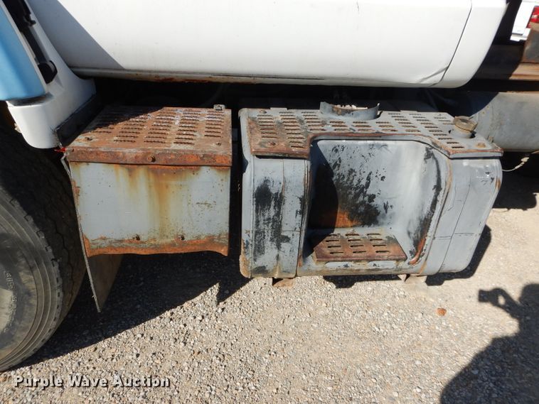 image for item DH2699 1996 Chevrolet Kodiak C6500 dump truck