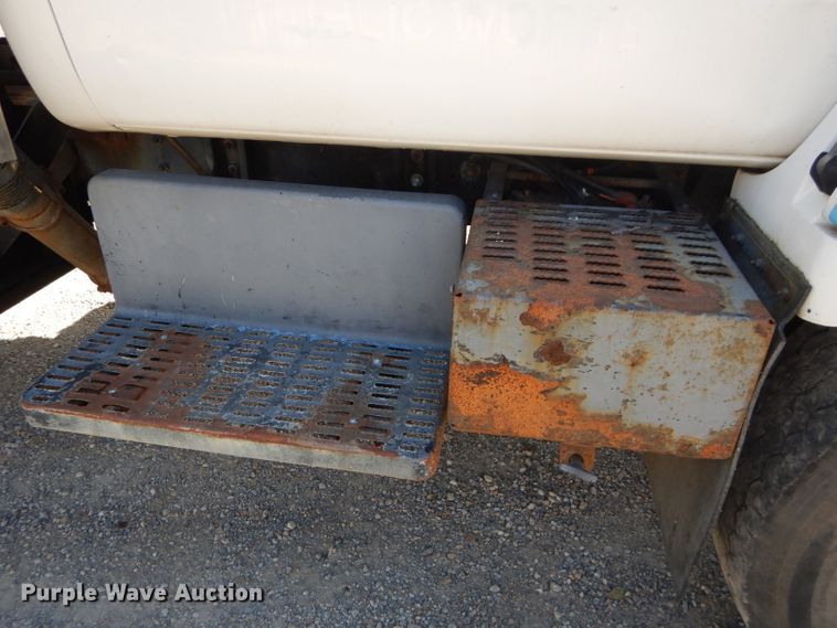 image for item DH2699 1996 Chevrolet Kodiak C6500 dump truck