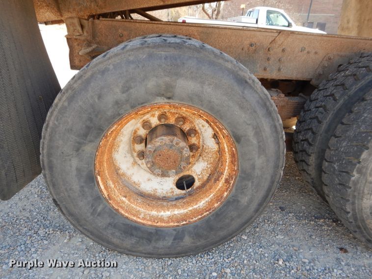 image for item DH2699 1996 Chevrolet Kodiak C6500 dump truck