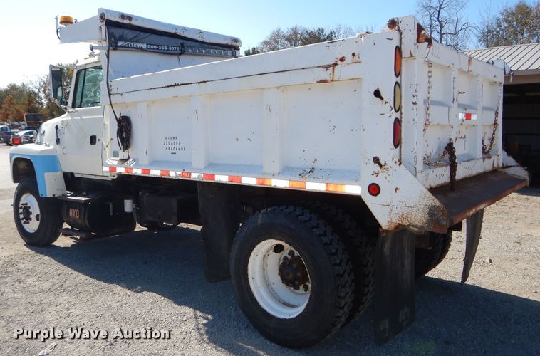 image for item DH2700 1994 Ford L8000 dump truck