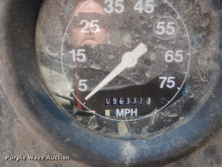 image for item DH2700 1994 Ford L8000 dump truck