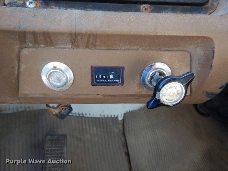 image for item DH2700 1994 Ford L8000 dump truck