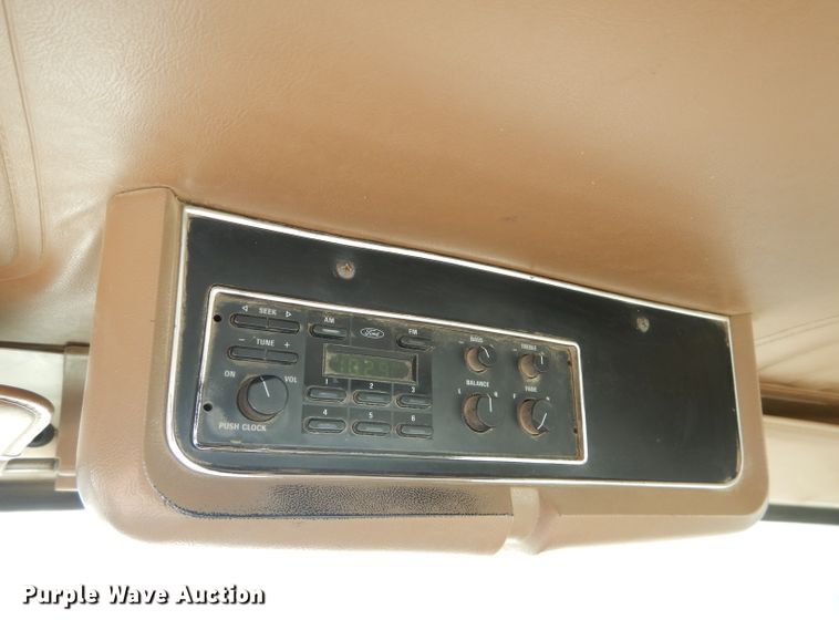 image for item DH2700 1994 Ford L8000 dump truck