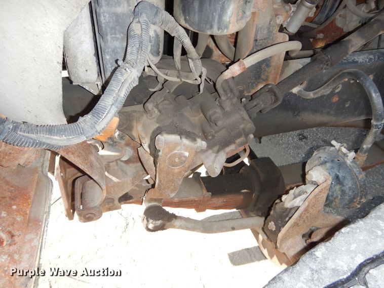 image for item DH2700 1994 Ford L8000 dump truck