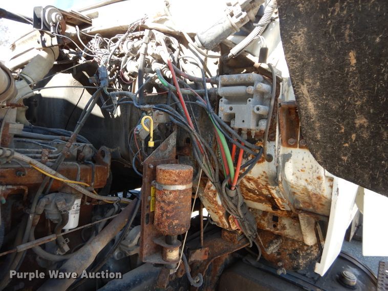 image for item DH2700 1994 Ford L8000 dump truck