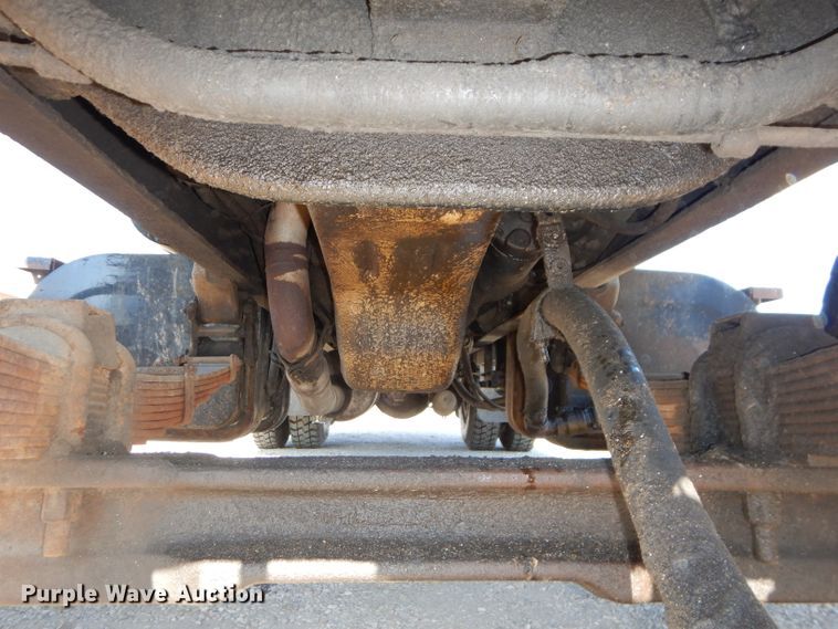 image for item DH2700 1994 Ford L8000 dump truck