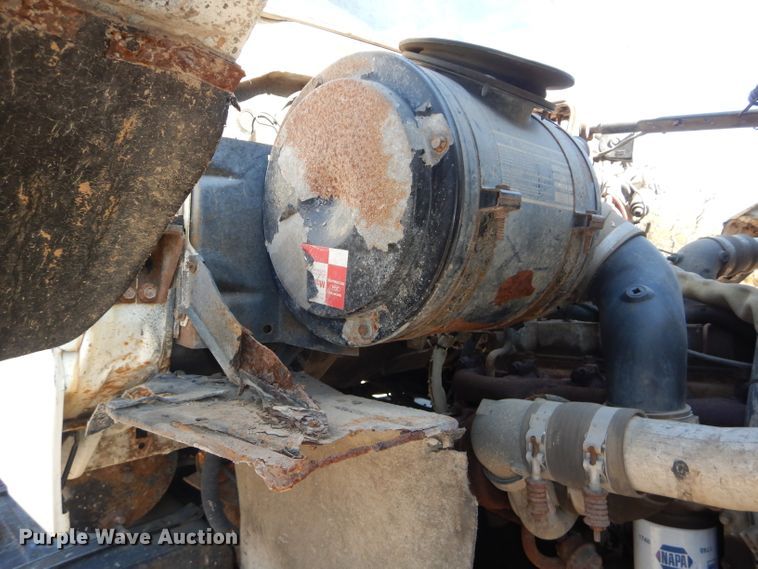 image for item DH2700 1994 Ford L8000 dump truck