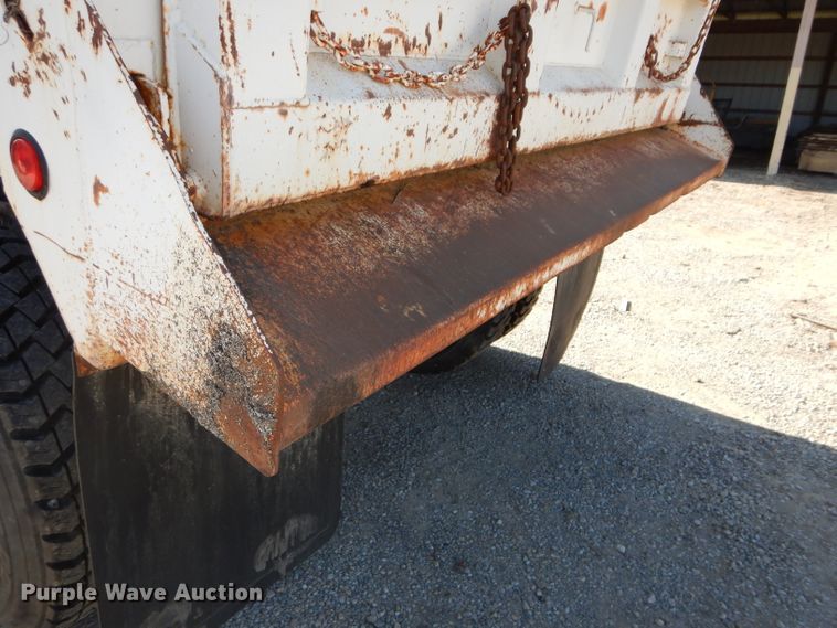 image for item DH2700 1994 Ford L8000 dump truck