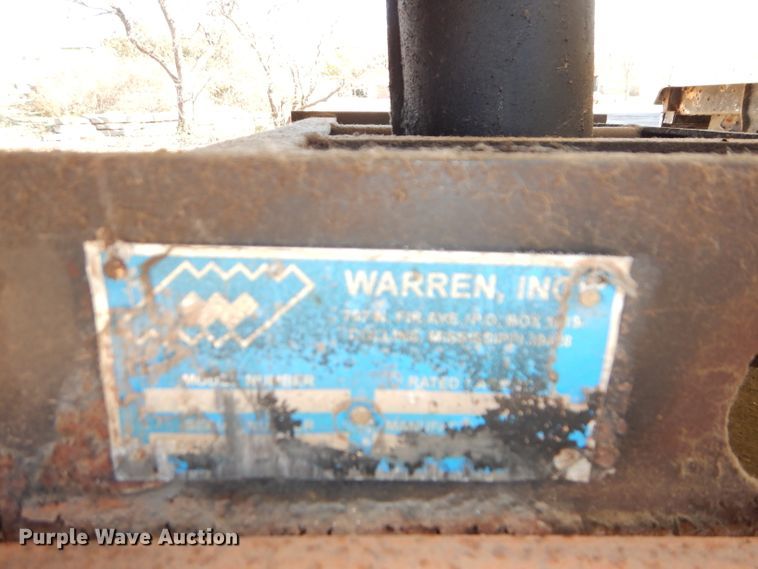 image for item DH2700 1994 Ford L8000 dump truck