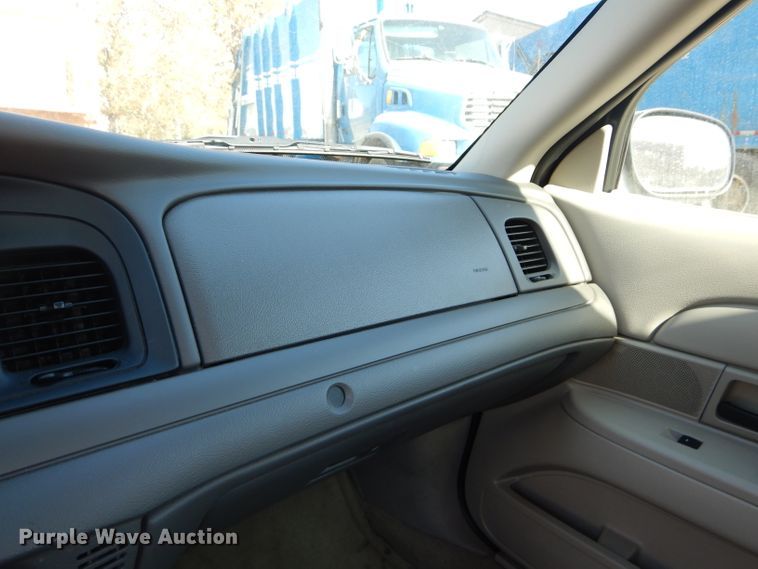 image for item DH2701 2010 Ford Crown Victoria Police Interceptor