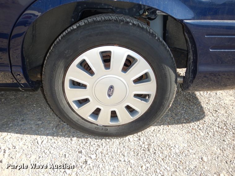 image for item DH2701 2010 Ford Crown Victoria Police Interceptor