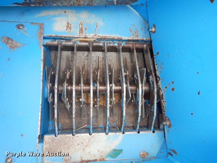 image for item DH2731 Goosen SB1300 bale chopper