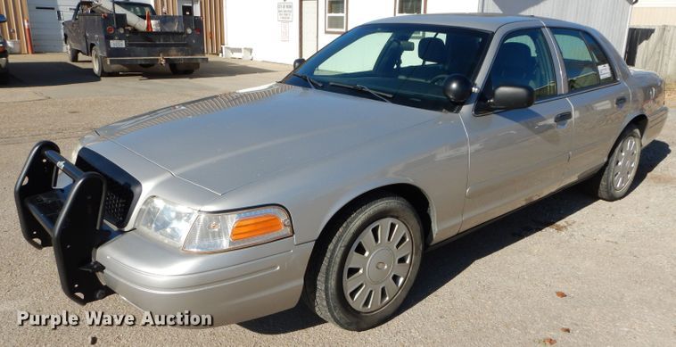 image for item DH4255 2008 Ford Crown Victoria Police Interceptor