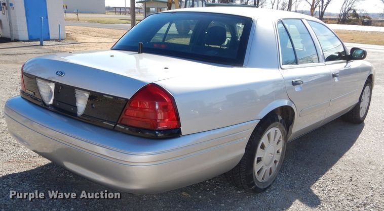 image for item DH4255 2008 Ford Crown Victoria Police Interceptor