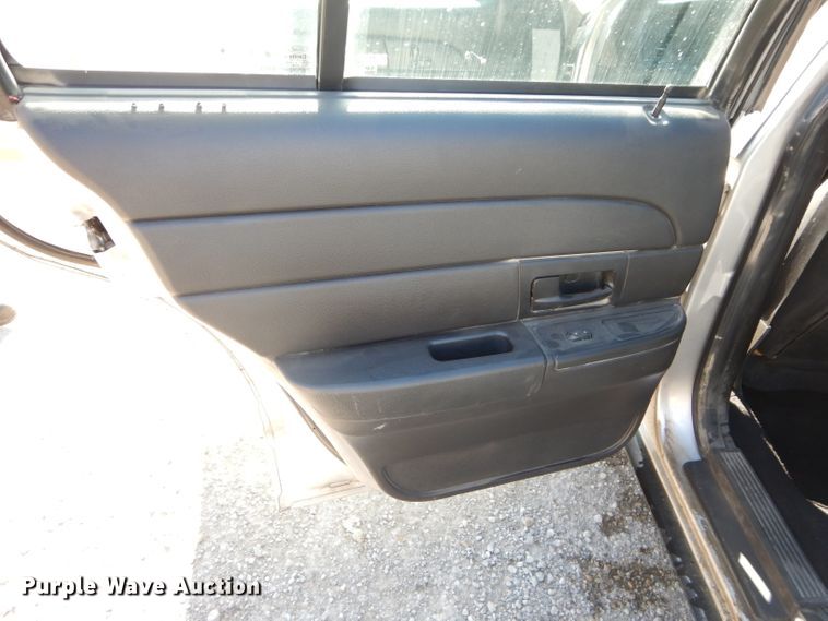 image for item DH4255 2008 Ford Crown Victoria Police Interceptor