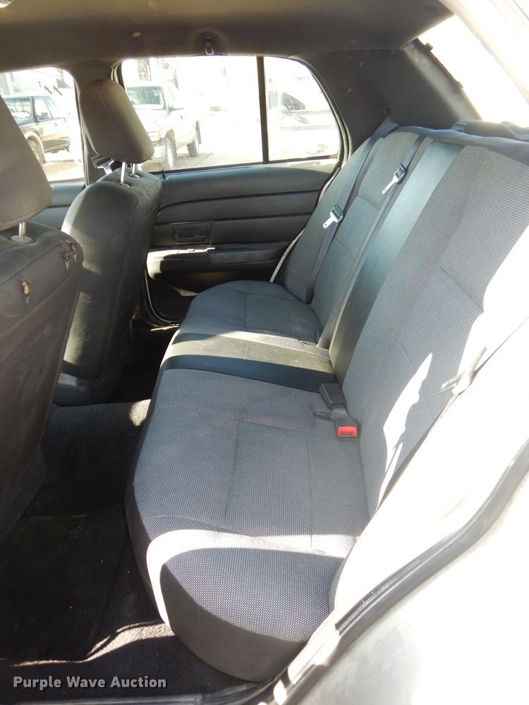 image for item DH4255 2008 Ford Crown Victoria Police Interceptor