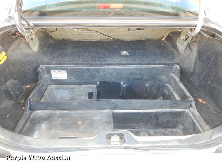 image for item DH4255 2008 Ford Crown Victoria Police Interceptor