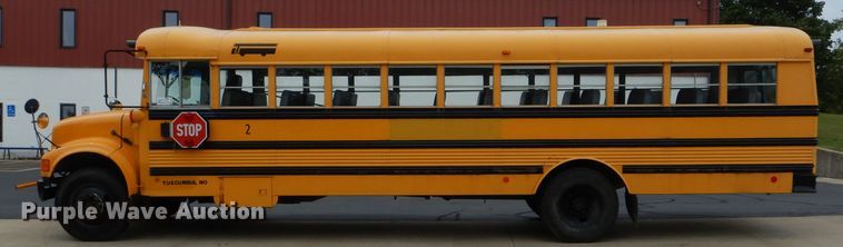 image for item DH6151 1993 International 3800 school bus