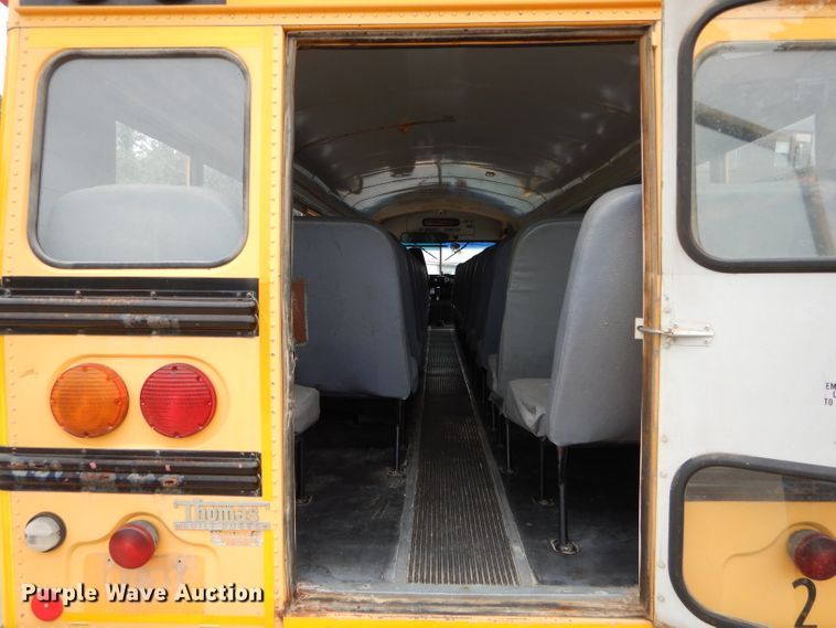 image for item DH6151 1993 International 3800 school bus