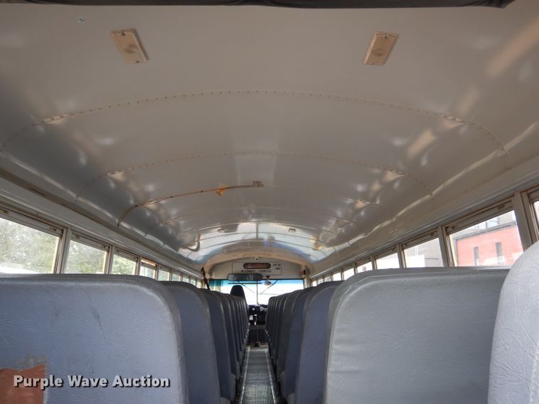 image for item DH6151 1993 International 3800 school bus