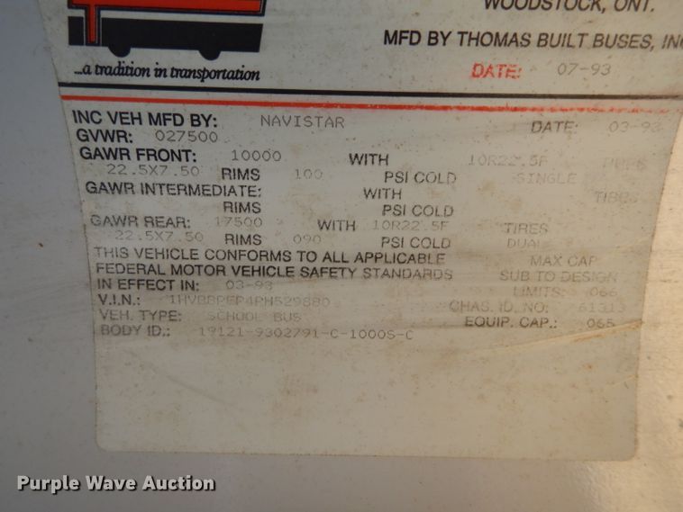 image for item DH6151 1993 International 3800 school bus