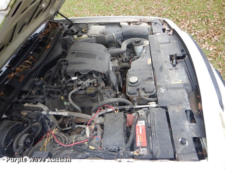 image for item DH6247 2005 Ford Crown Victoria Police Interceptor