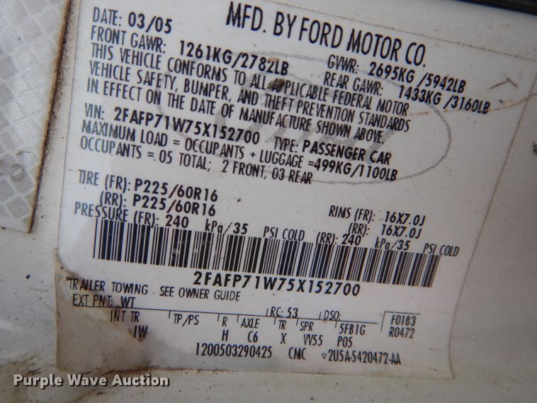 image for item DH6247 2005 Ford Crown Victoria Police Interceptor