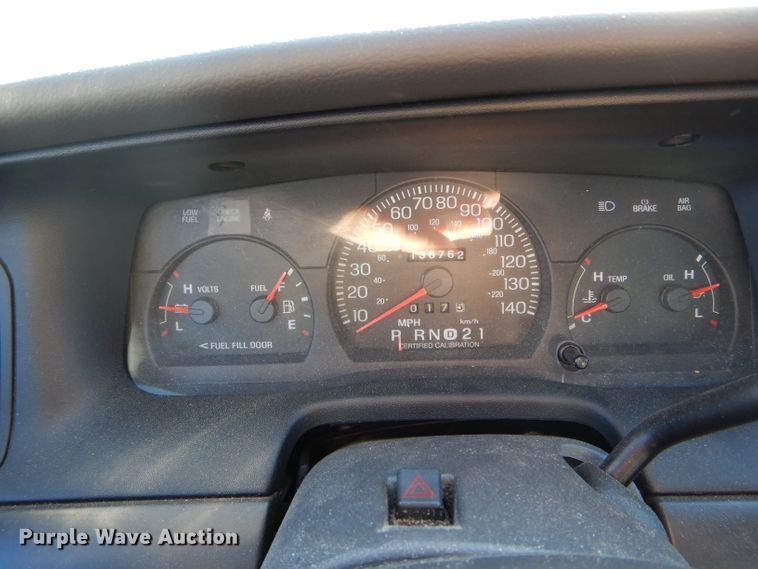 image for item DH6834 2004 Ford Crown Victoria Police Interceptor