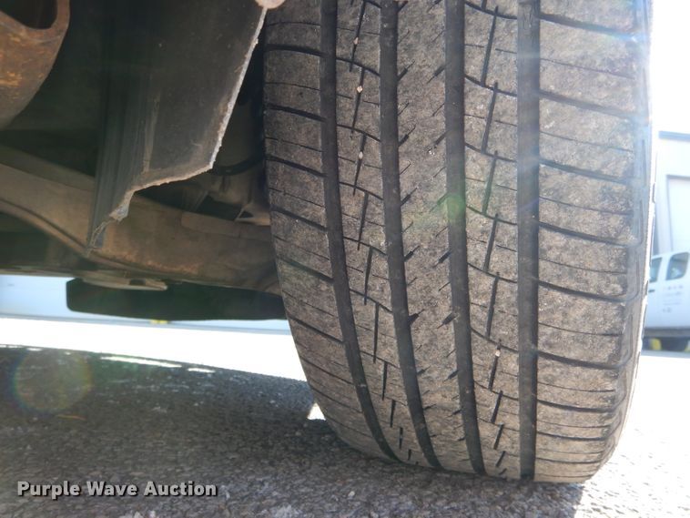 image for item DH6834 2004 Ford Crown Victoria Police Interceptor