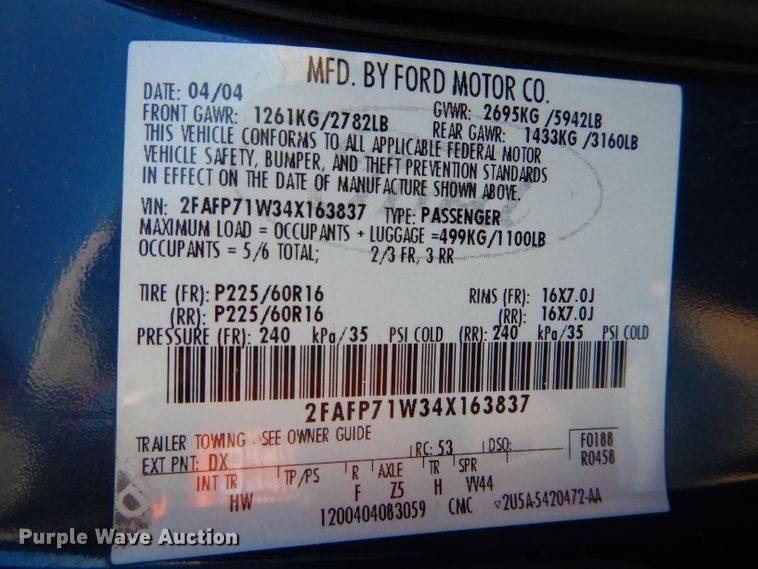 image for item DH6834 2004 Ford Crown Victoria Police Interceptor