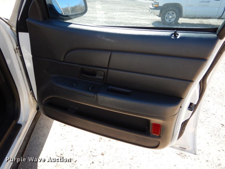 image for item DH6837 2003 Ford Crown Victoria Police Interceptor