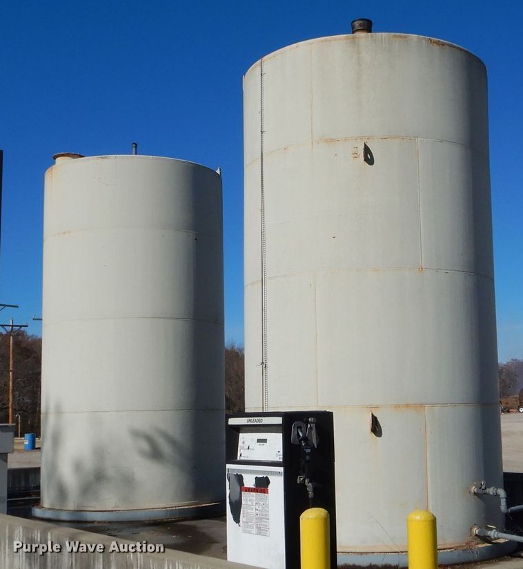 image for item DH6839 Fuel pump station