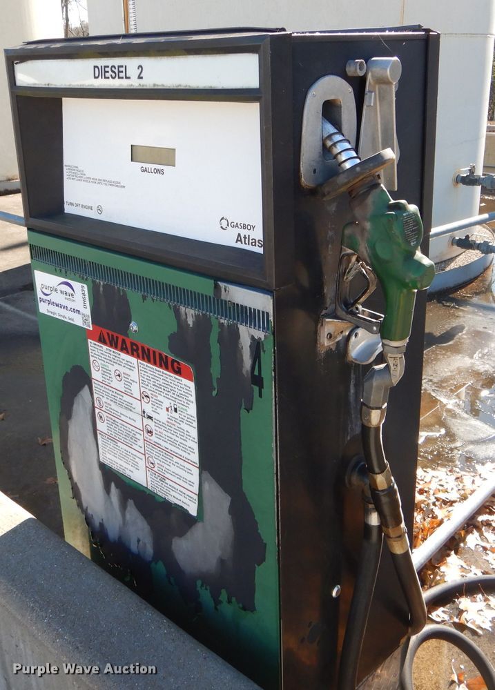 image for item DH6839 Fuel pump station