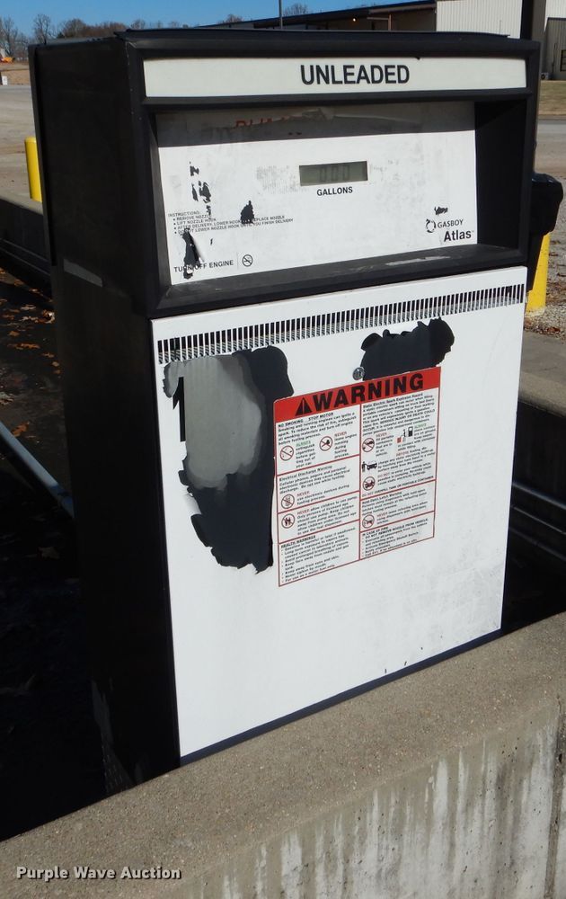 image for item DH6839 Fuel pump station