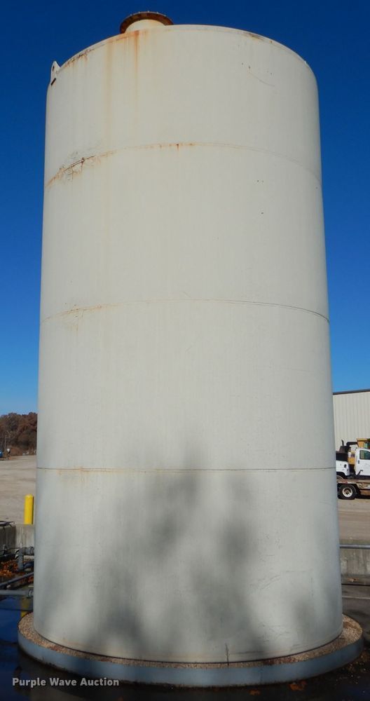 image for item DH6839 Fuel pump station