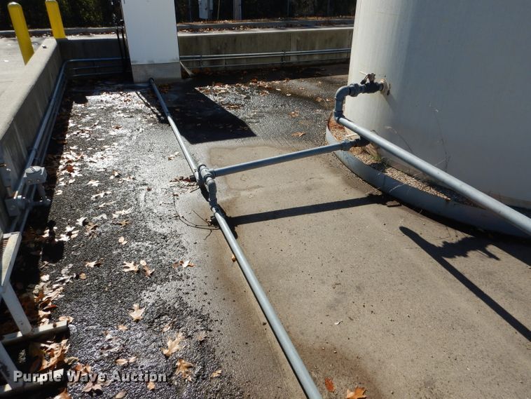 image for item DH6839 Fuel pump station