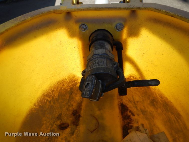 image for item DH6839 Fuel pump station