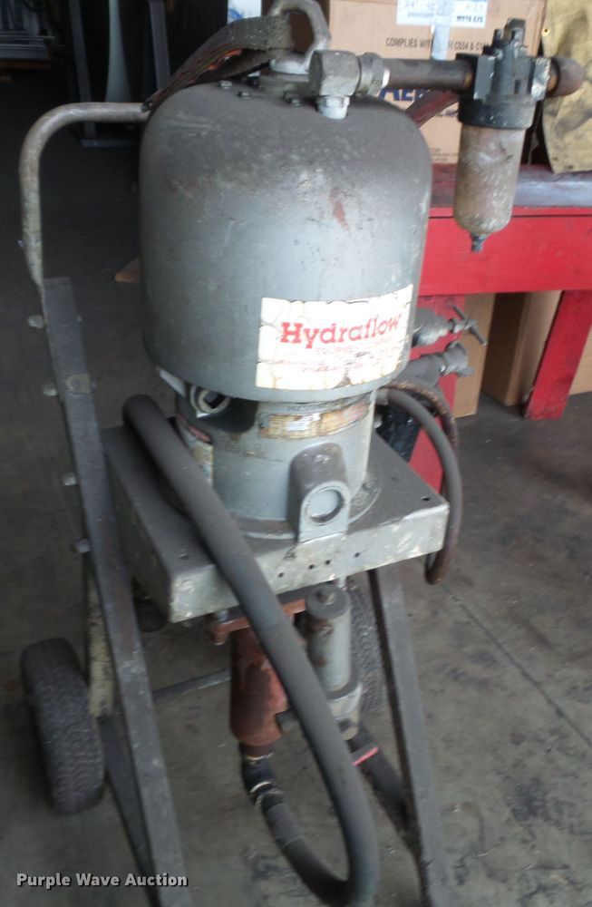 image for item DH7802 (2) Grayco 2B7-347 paint sprayers