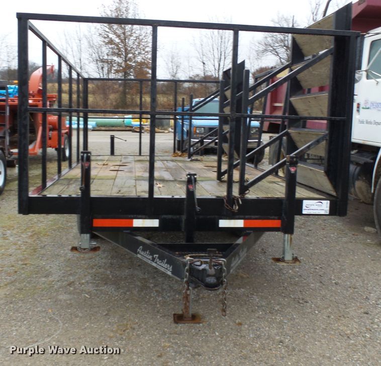 image for item DH7804 2005 Austin port-a-potty trailer