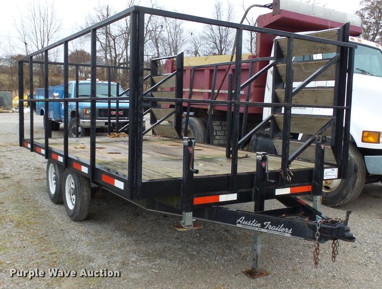 image for item DH7804 2005 Austin port-a-potty trailer