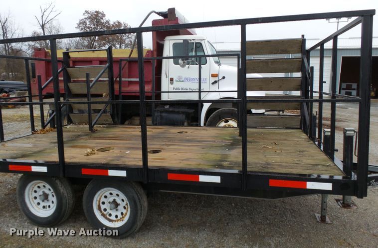 image for item DH7804 2005 Austin port-a-potty trailer