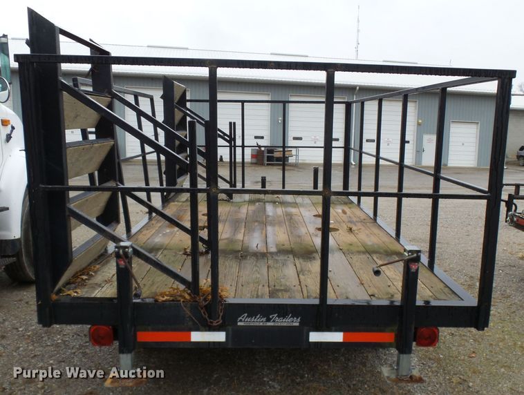 image for item DH7804 2005 Austin port-a-potty trailer