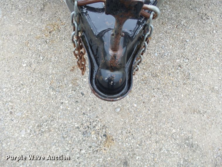 image for item DH7804 2005 Austin port-a-potty trailer