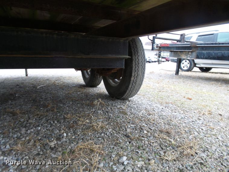 image for item DH7804 2005 Austin port-a-potty trailer